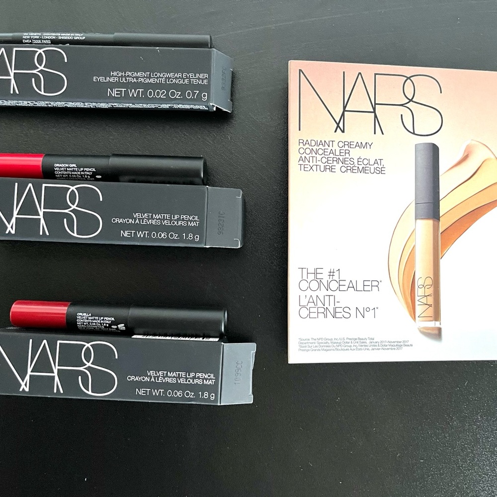 NARS 4pc Travel Set - CRUELLA & DRAGON Lip Pencils, Eyeliner, Concealer Sample